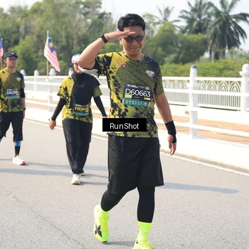 Runner Photo 6935605