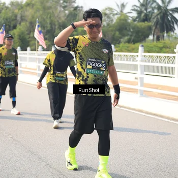 Runner Photo 6935606