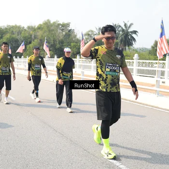 Runner Photo 6935608