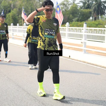 Runner Photo 6935610