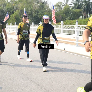 Runner Photo 6935613