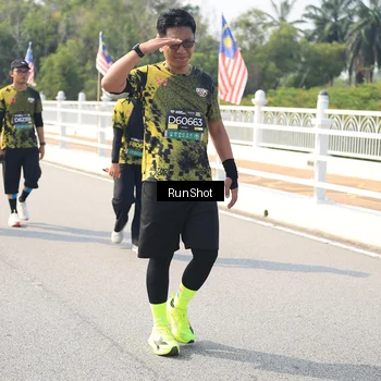 Runner Photo 6935614