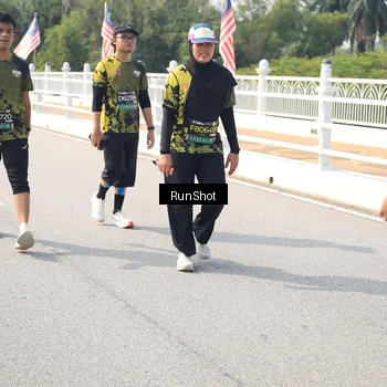 Runner Photo 6935615