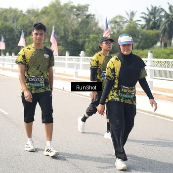 Runner Photo 6935620