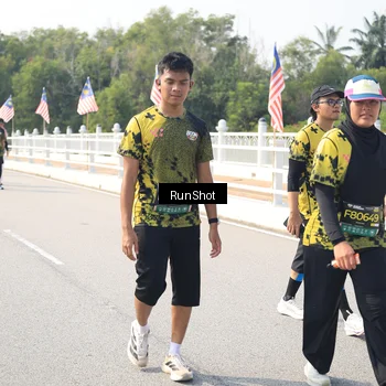 Runner Photo 6935621