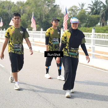 Runner Photo 6935627