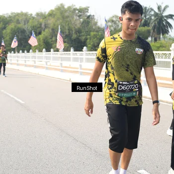 Runner Photo 6935630