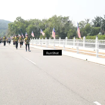 Runner Photo 6935636