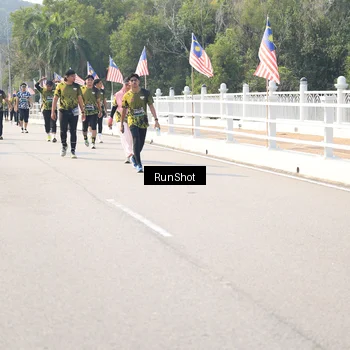 Runner Photo 6935641