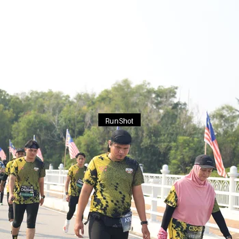 Runner Photo 6935658