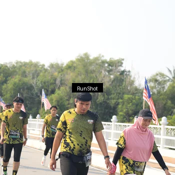 Runner Photo 6935660