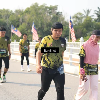 Runner Photo 6935665
