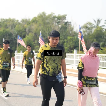 Runner Photo 6935670