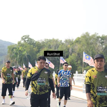 Runner Photo 6935673