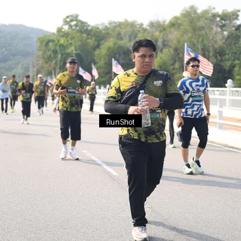 Runner Photo 6935681