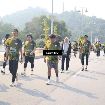 Runner Photo 6935688