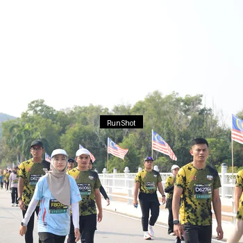 Runner Photo 6935714