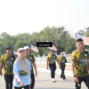 Runner Photo 6935717