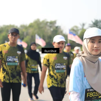 Runner Photo 6935720
