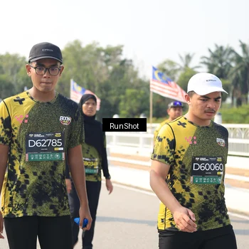 Runner Photo 6935721