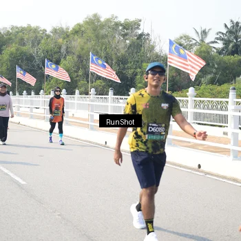 Runner Photo 6935735