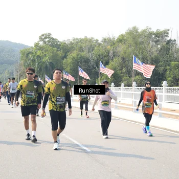 Runner Photo 6935740