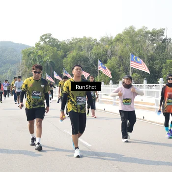 Runner Photo 6935745