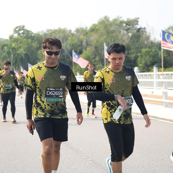 Runner Photo 6935748
