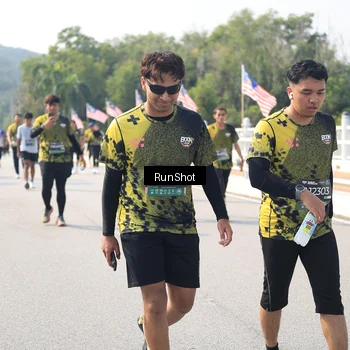 Runner Photo 6935751