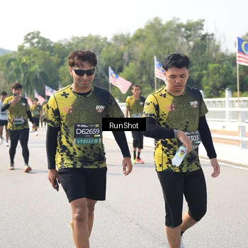 Runner Photo 6935756