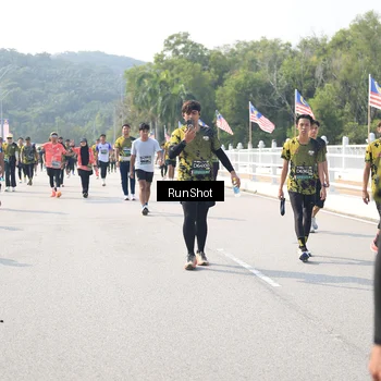 Runner Photo 6935757