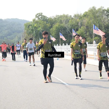 Runner Photo 6935759
