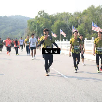 Runner Photo 6935762