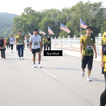 Runner Photo 6935775