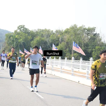 Runner Photo 6935784