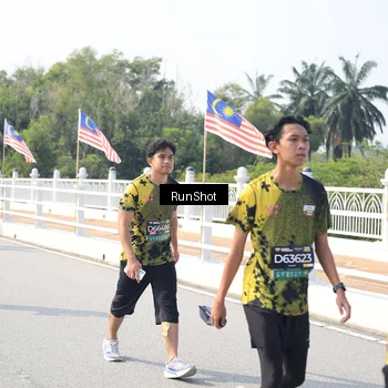 Runner Photo 6935786