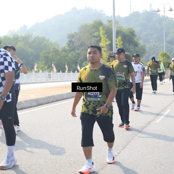 Runner Photo 6935788