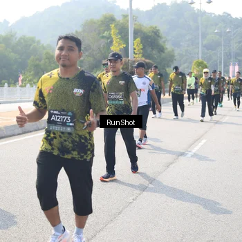 Runner Photo 6935790