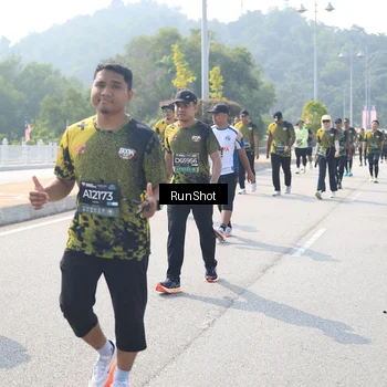 Runner Photo 6935791