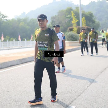 Runner Photo 6935798