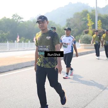 Runner Photo 6935801