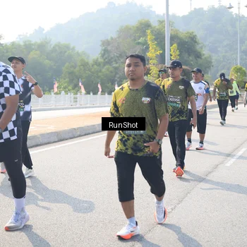 Runner Photo 6935806