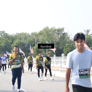 Runner Photo 6935808