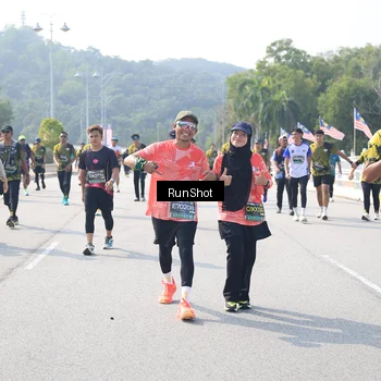 Runner Photo 6935810