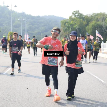 Runner Photo 6935811