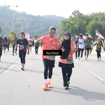 Runner Photo 6935813