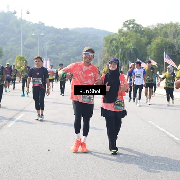 Runner Photo 6935814