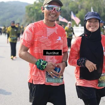 Runner Photo 6935822