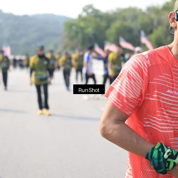 Runner Photo 6935823