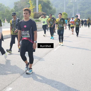 Runner Photo 6935824